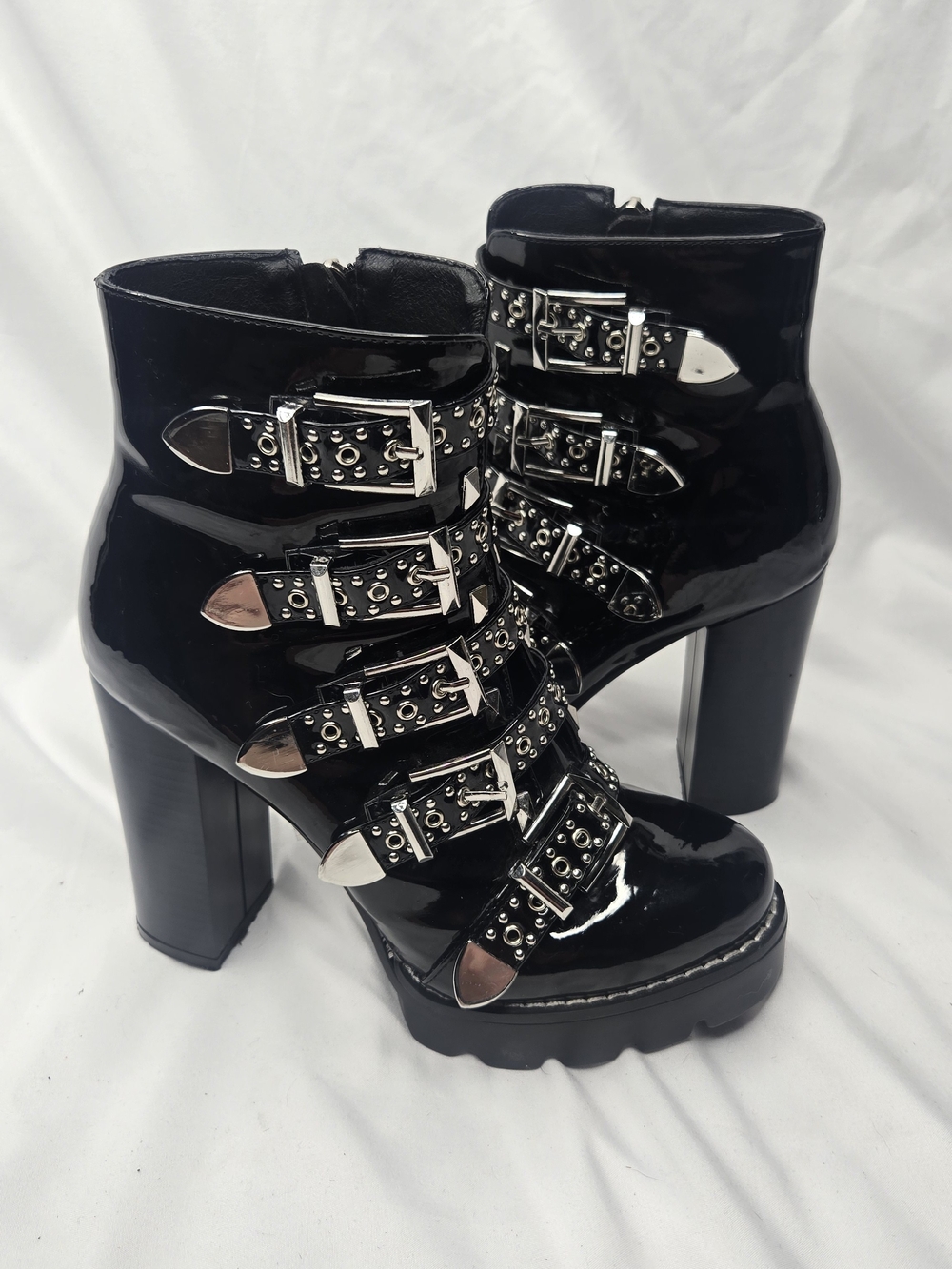 Azalea Wang Women’s Size 7 Black Patent Studded Buckle Platform Ankle Boots